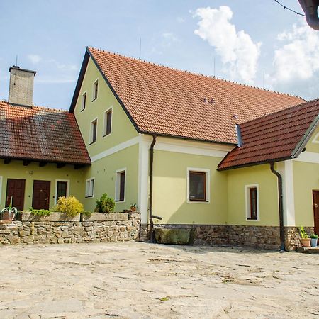 Ubytovani Na Hajence Бистршице-над-Пернштейнем Экстерьер фото